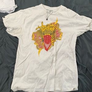 Crooks and castle t shirt